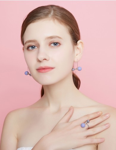 Earrings• Oh My Pearls Knock Knock Earrings 